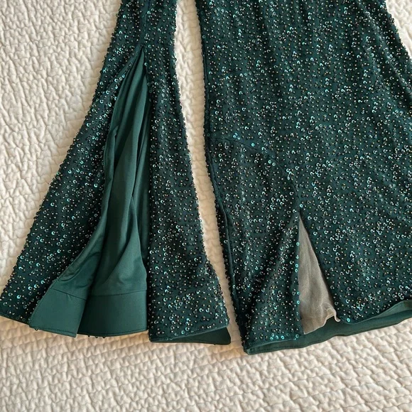 x REVOLVE Mr. Gibson Mini Dress in Hunter Green
Michael Costello - Picture 9 of 9